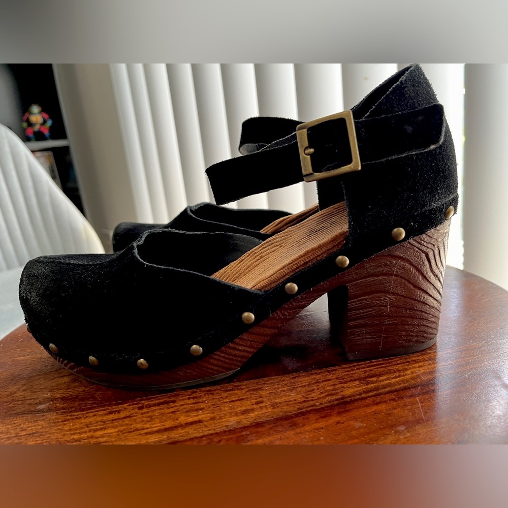 Korks Platform Clogs
